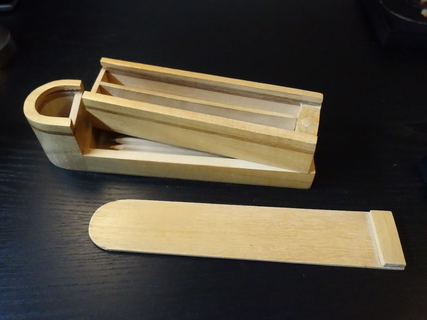 Contenitori & Simili: Bleistiftdose / Dose / Box aus Holz mit speziellen Fächern – Nuovo (secondo la descrizione) da Russikon venduto da Eulenfeder 3