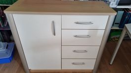Kommode / Wickelkommode