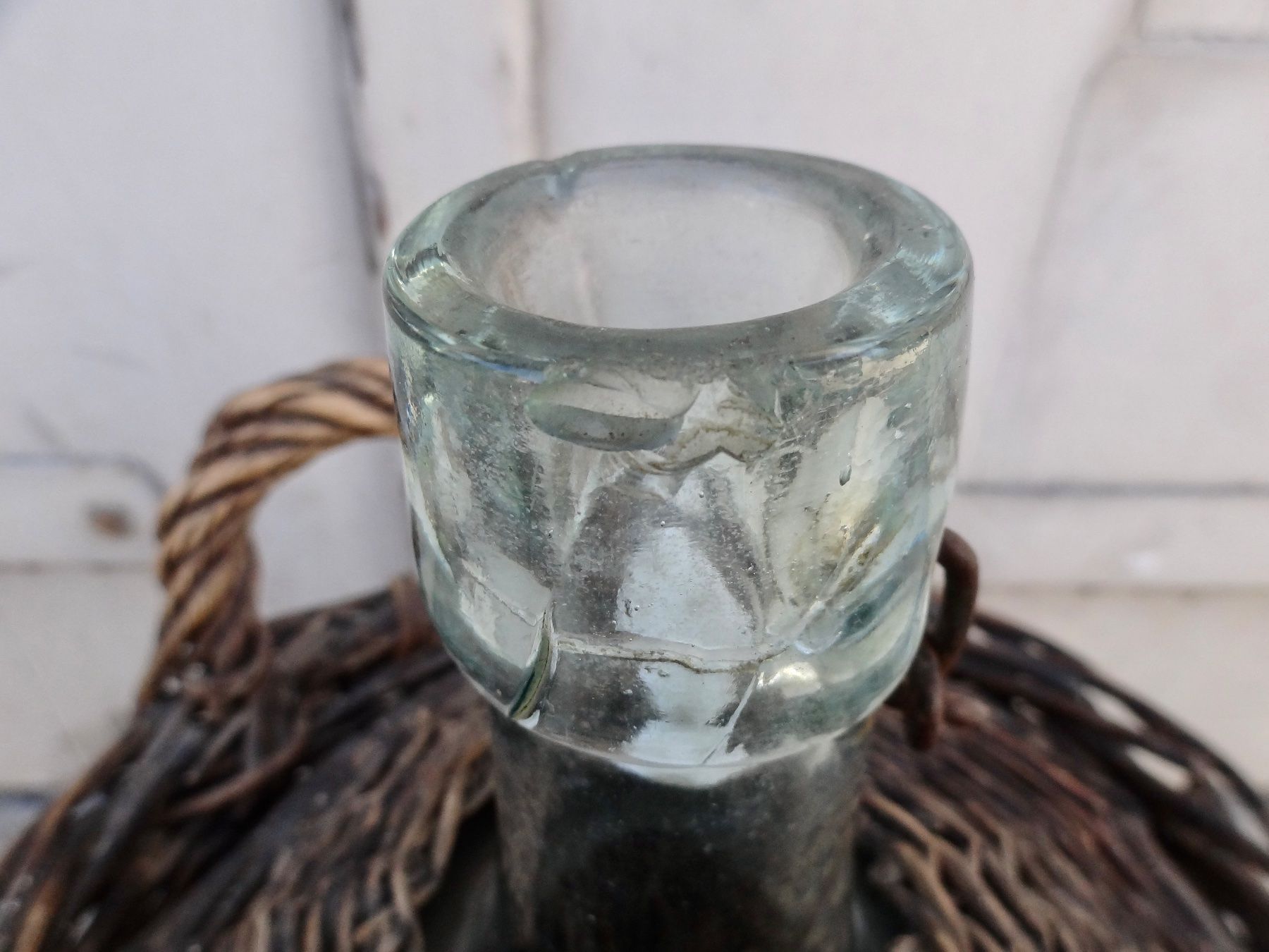 Bottiglie: alte Korbflasche mit Bügelverschluss – Usato da Kerzers venduto da Flaschenposten 6