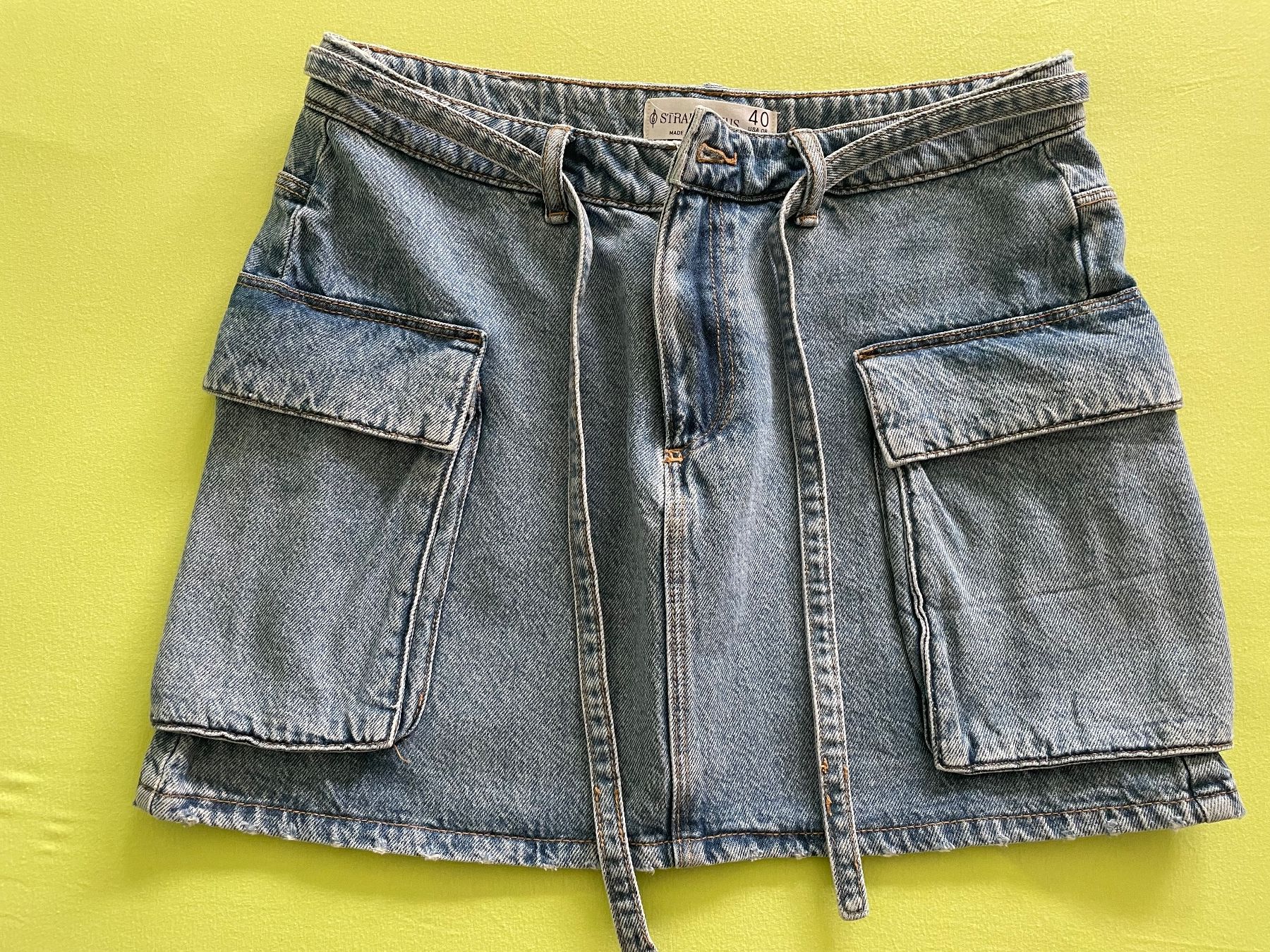Stradivarius Robes et jupes: Gonna cargo di jeans – D'occasion à S. Vittore par ari_bdr6 2