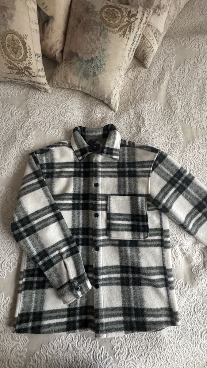 H&M Giacche: Kariertes Jacke/Hemd  im Holzfäller Stil – Nuovo (secondo la descrizione) da Hünenberg See venduto da Schulers