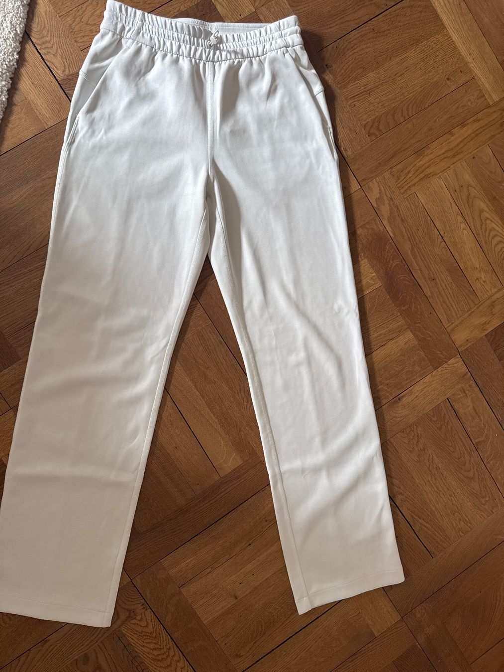 Lululemon Pantaloni: Lululemon Softstreme High-Rise Pant Regular – Nuovo (secondo la descrizione) da Meilen venduto da Emma_321 1