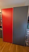 Schwebetürenschrank rot/grau