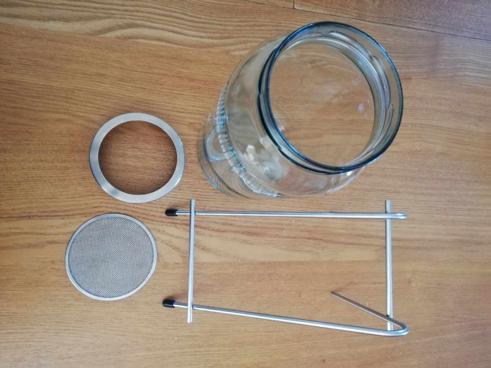 Tutte le decorazioni: Sprossensamen Glas – Usato da Luzern venduto da M11K 4