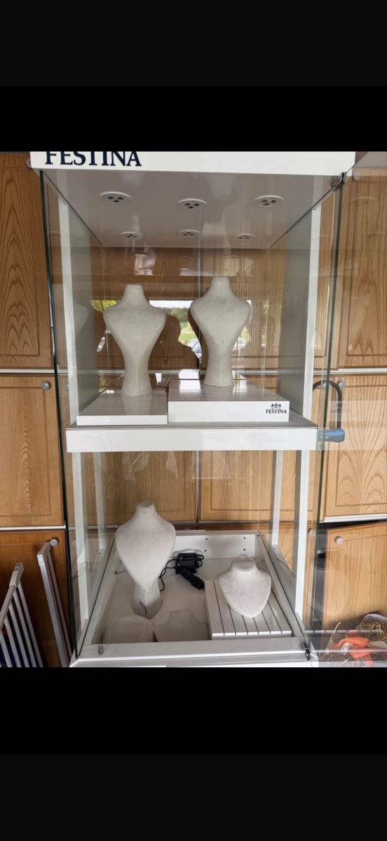 Vetrine: Verkaufs Vitrine – Usato da Frauenfeld venduto da liberthy 1