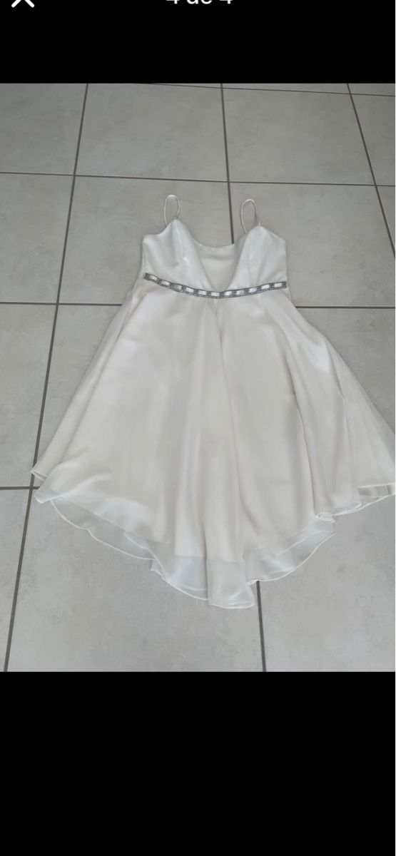 Vestiti: Festkleid weiss mit Verzierungenz. Gr. L – Nuovo (secondo la descrizione) da Dübendorf venduto da jlu_r7hz