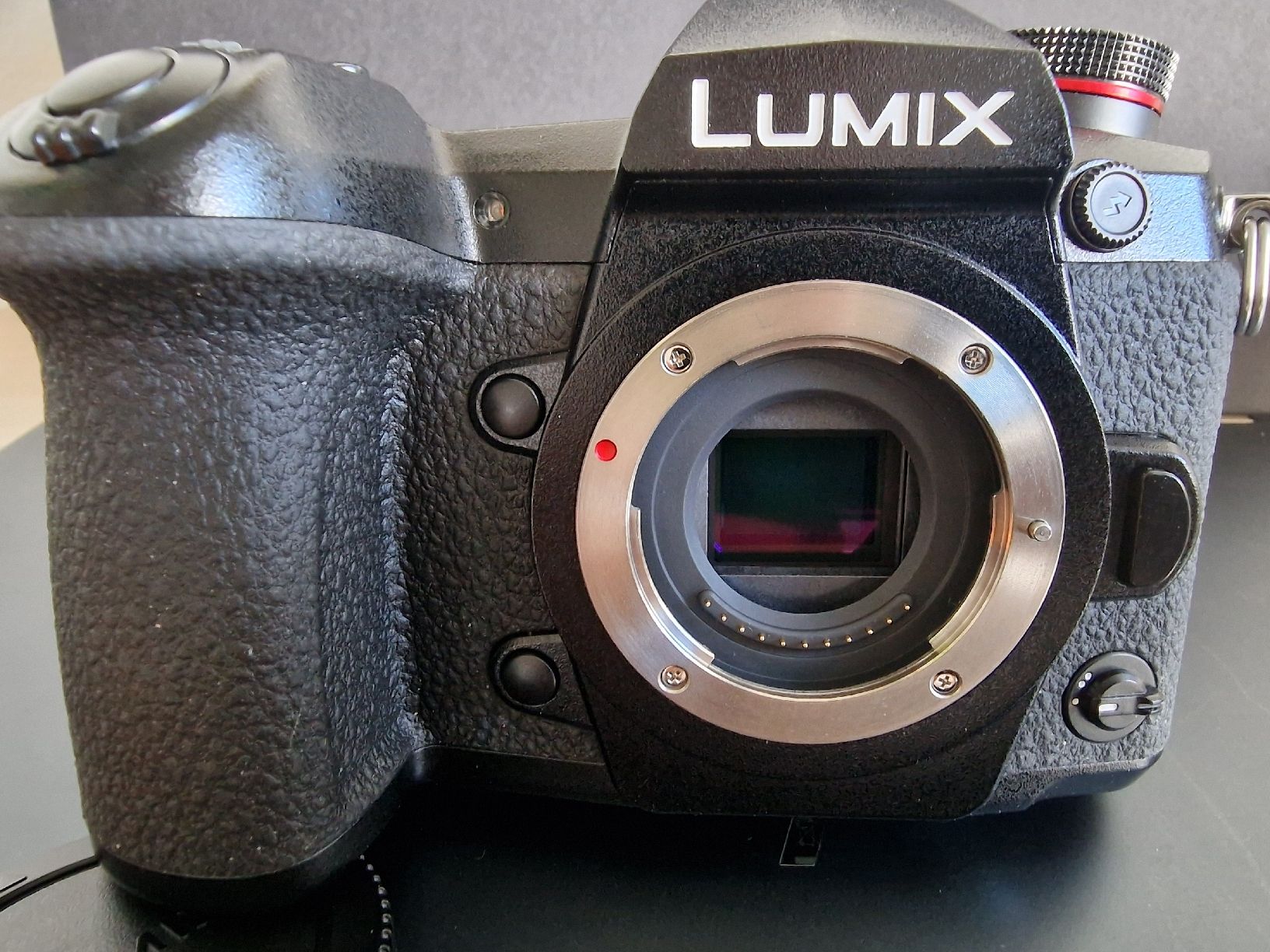Panasonic Fotocamera: Panasonic Lumix DC-G9 – Nuovo (secondo la descrizione) da Giez venduto da Felixo2006