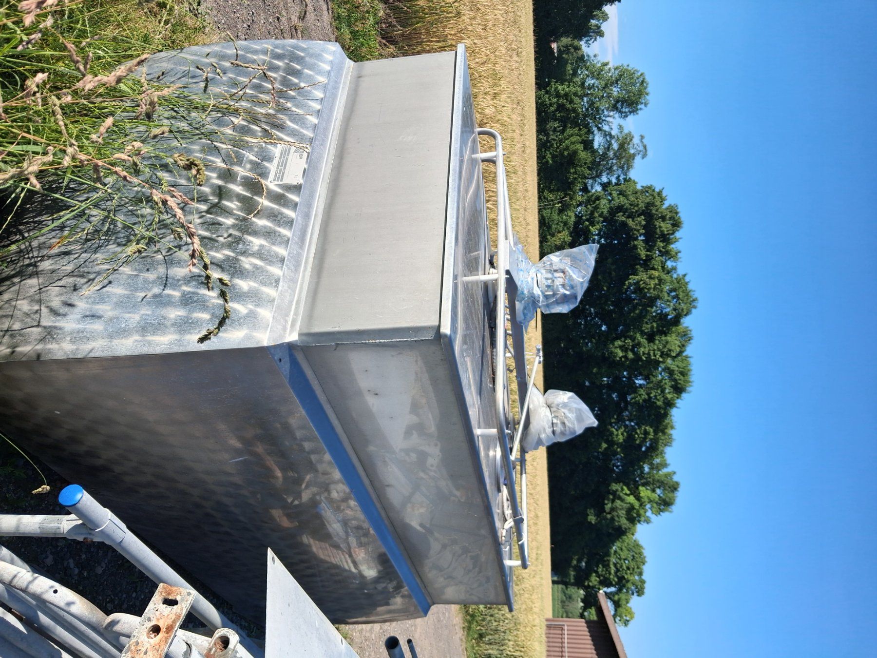 Tecnica di mungitura: Milchtank ca. 2600Lt. – Usato da Merenschwand venduto da Bunauer 1