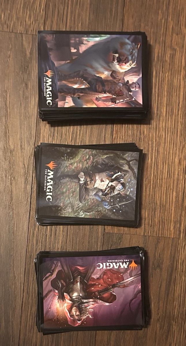 Magic The Gathering Carte collezionabili: 148 Magic the Gathering Card Sleeves – Usato da Winterthur venduto da microsphere