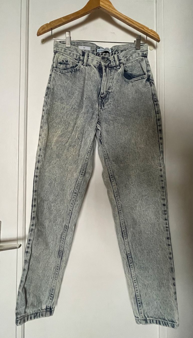 Pull&Bear Jeans: Mom jeans – Usato da Territet venduto da Estelle_elletsE