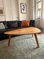 Schöner Couchtisch Massivholz