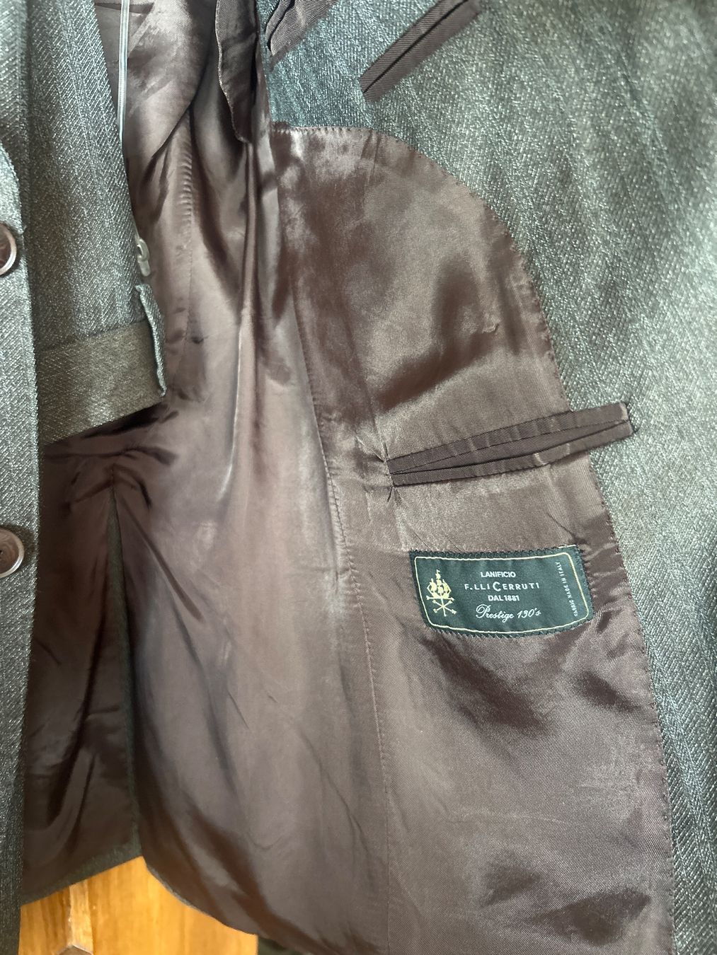 Anzüge: Costume homme taille 50 – Gebraucht aus St-Aubin-Sauges von vildfr 1