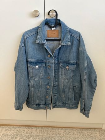 Jeansjacke von H&M, blau, oversized Schnitt, XXS