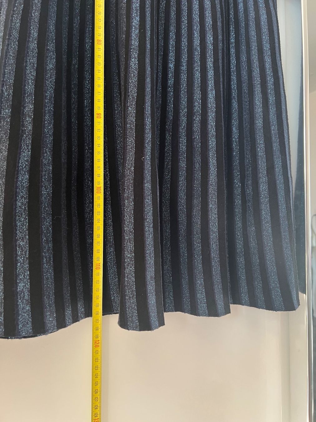 Globus Vestiti: Robe Globus taille L – Usato da Monthey venduto da Joseph-29 6