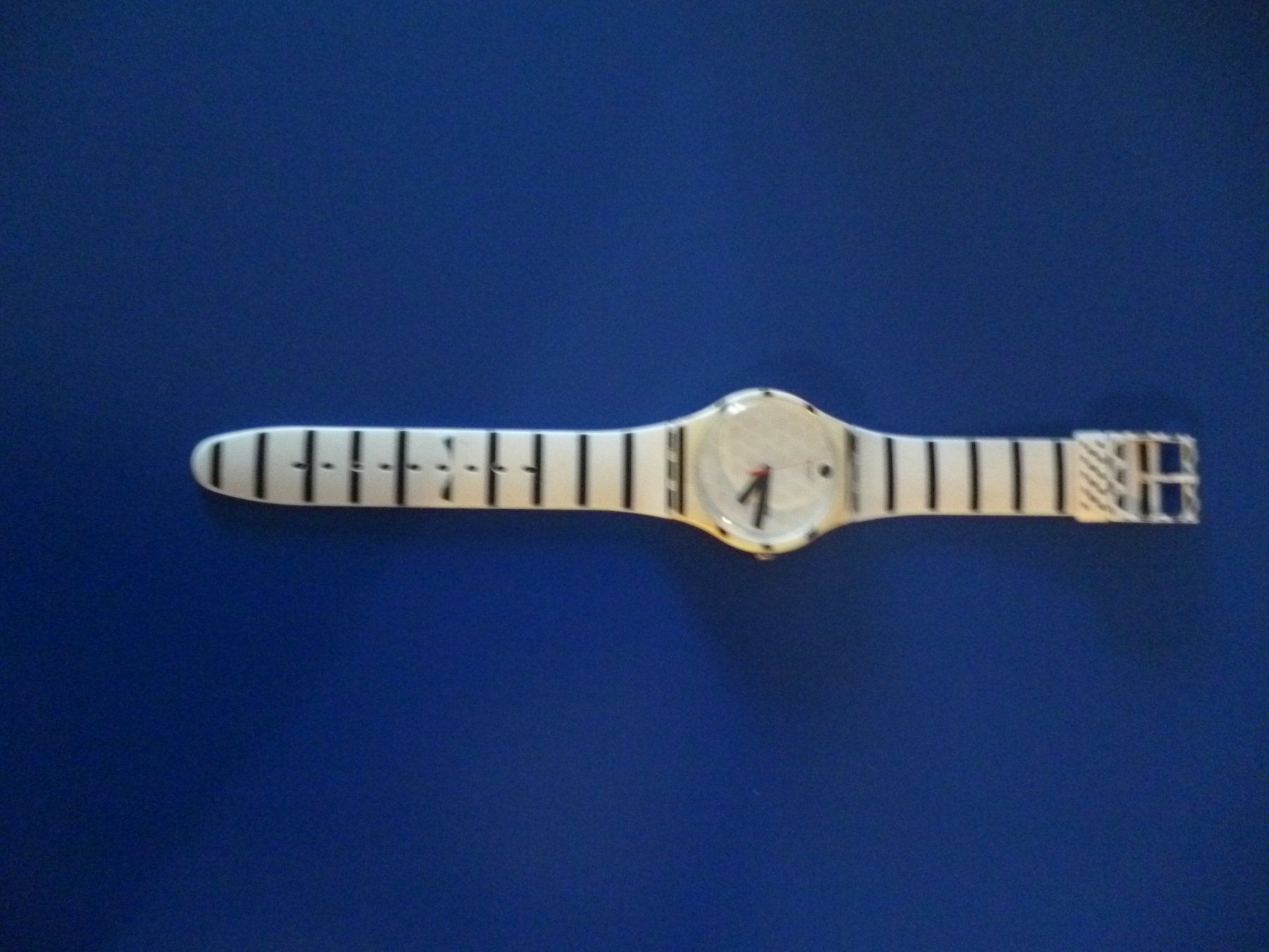 Swatch Smartwatch: Swatsch Damenarmbanduhr – Usato da Bern venduto da bri_69pn