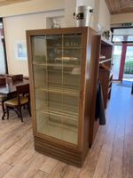 Weinschrank Holz mit Glastür und Beleuchtung gebraucht