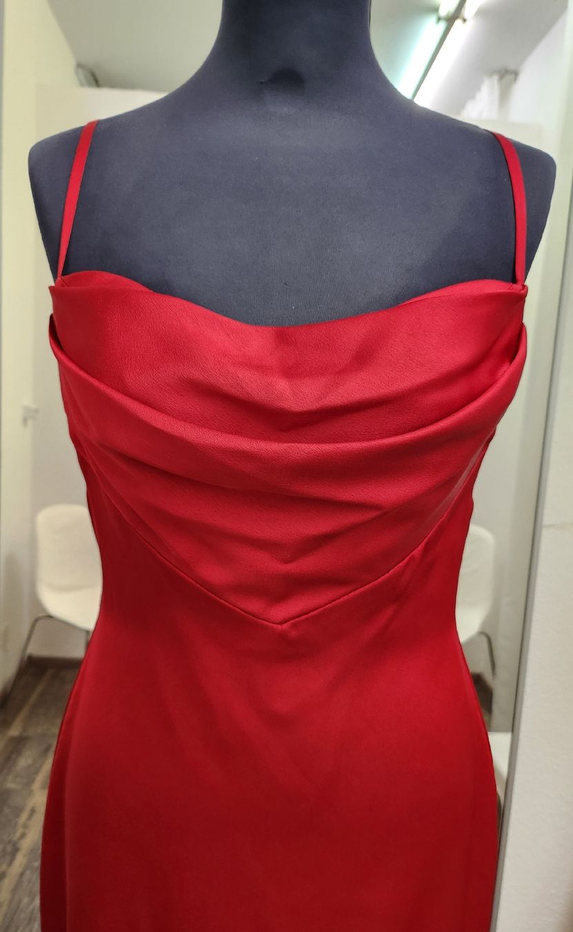 Vestiti: Rot kleid – Nuovo (secondo la descrizione) da Uster venduto da VMT. 1