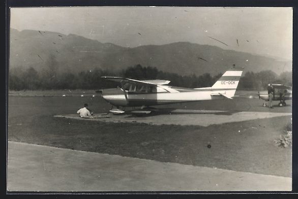 Bilder & Poster: Foto-AK Kapfenberg, Flugzeug auf dem Flu – Gebraucht aus Berlin von bartko-reher