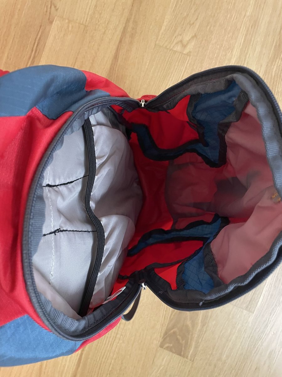 Deuter Zaini: Deuter Rucksack – Usato da Oberarth venduto da abi127 2