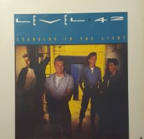 Schallplatte (LP) Level 42 - Standing in the Light (Polydor)