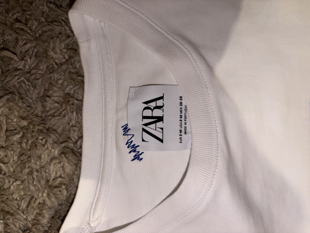 Zara T-shirt: Zara x Ader Error Shirt – Usato da Visperterminen venduto da lgresell 2