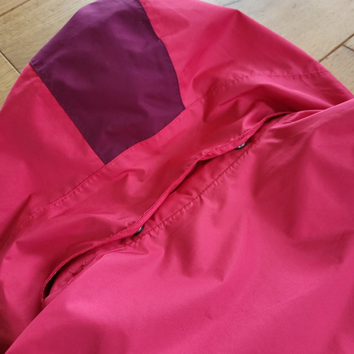 Tchibo Jacken & Mäntel: Mädchen Regenjacke von Tchibo, Gr. 158-164 – Gebraucht aus Rünenberg von  3