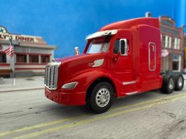 NEU Peterbilt 579 Sleeper HO Logistics Replicas USA H0 1/87