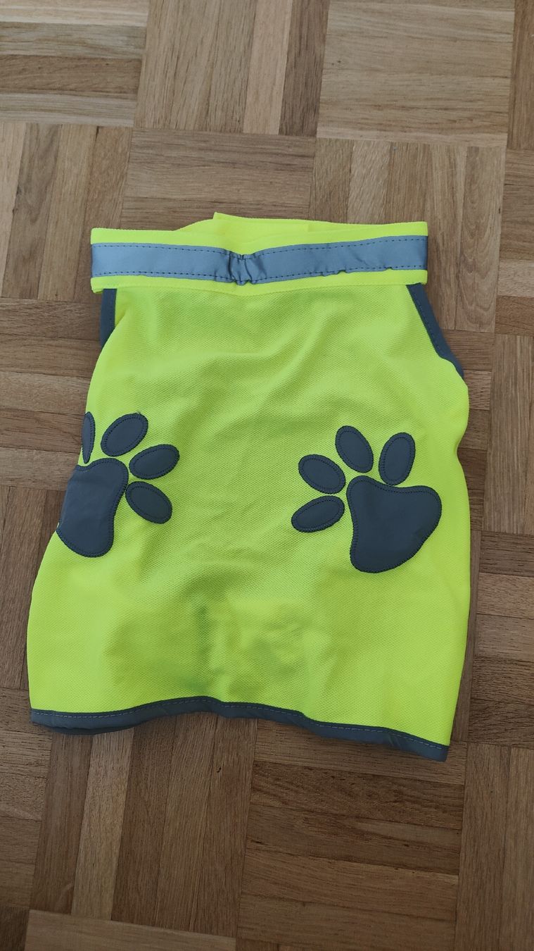 Vêtements: Hunde Veste – Neuf avec emballage d'origine à Bern par jes_7mk2