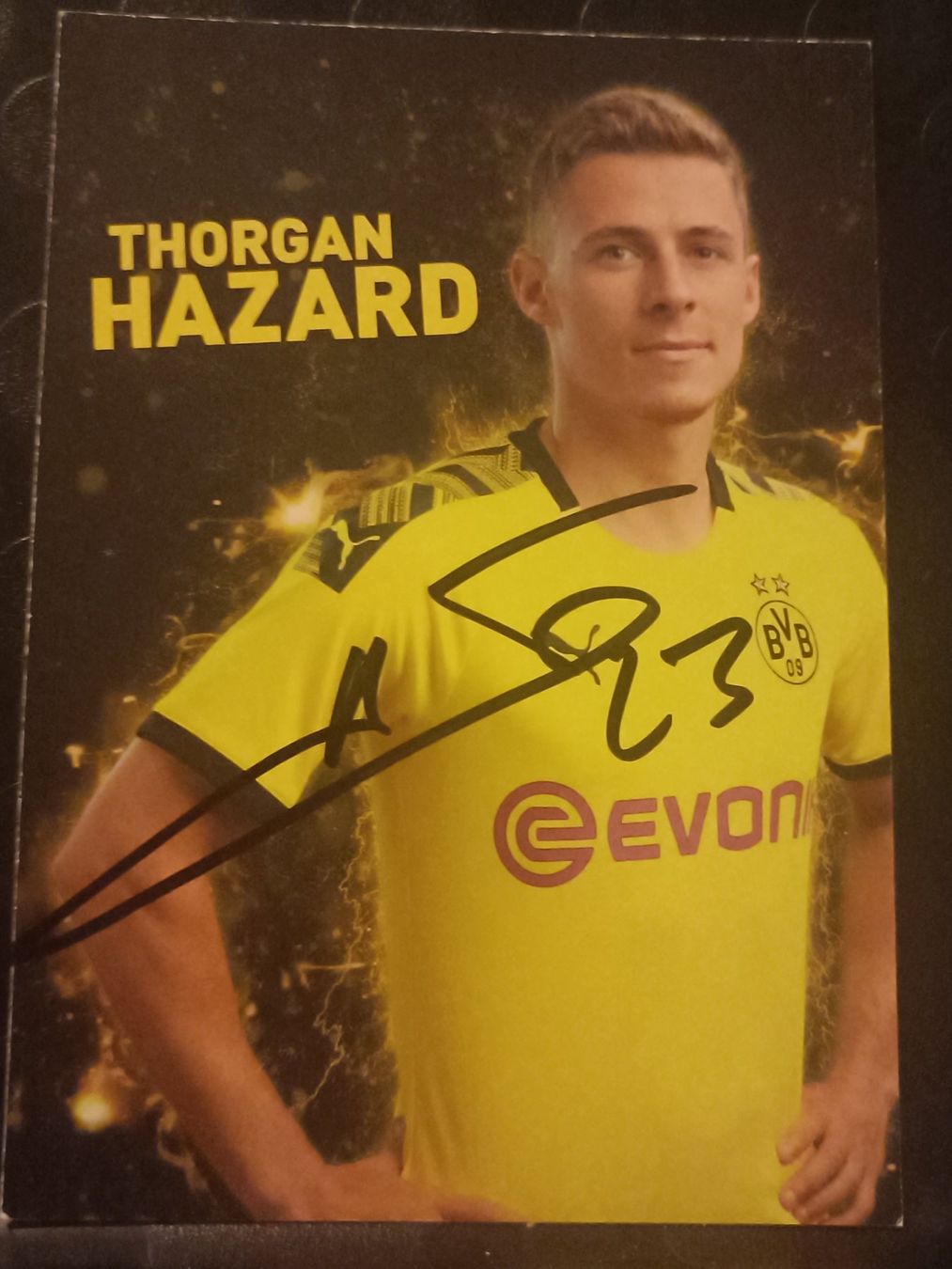 Autografi: Thorgan Hazard - BVB Borussia Dortmund - Handsigniert – Usato da Menziken venduto da Artographs