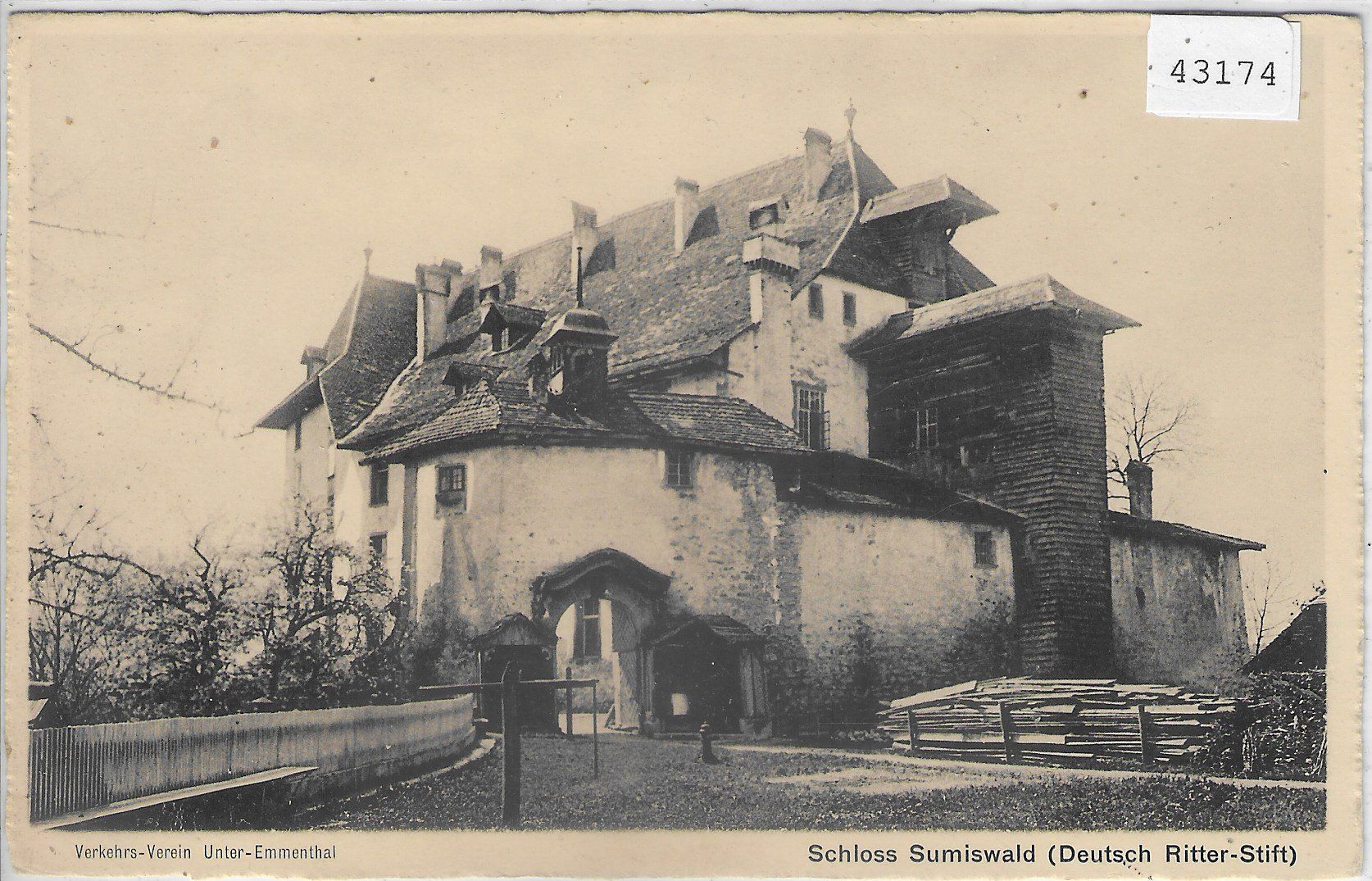 Ansichtskarten: Schloss Sumiswald (Deusch Ritter-Stift) – Gebraucht aus Ettingen von Kartenplanet