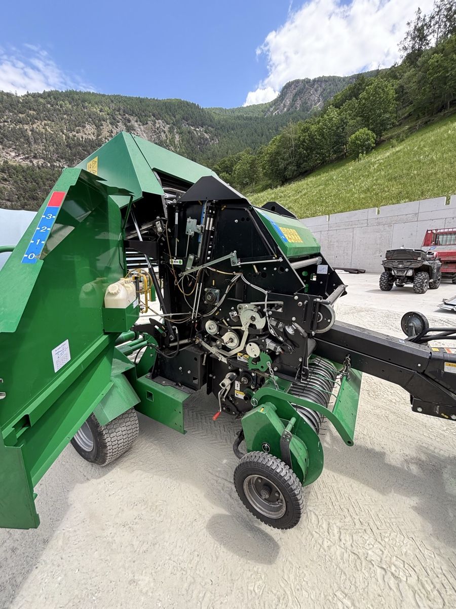 Alle Maschinen: Agronic Kompi Rundballenpresse – Gebraucht aus Staldenried von dom_s68x 4