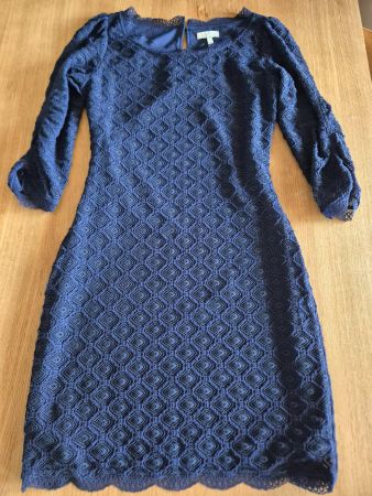 $275 Robe dentelle JOIE S US S, CH 32-34