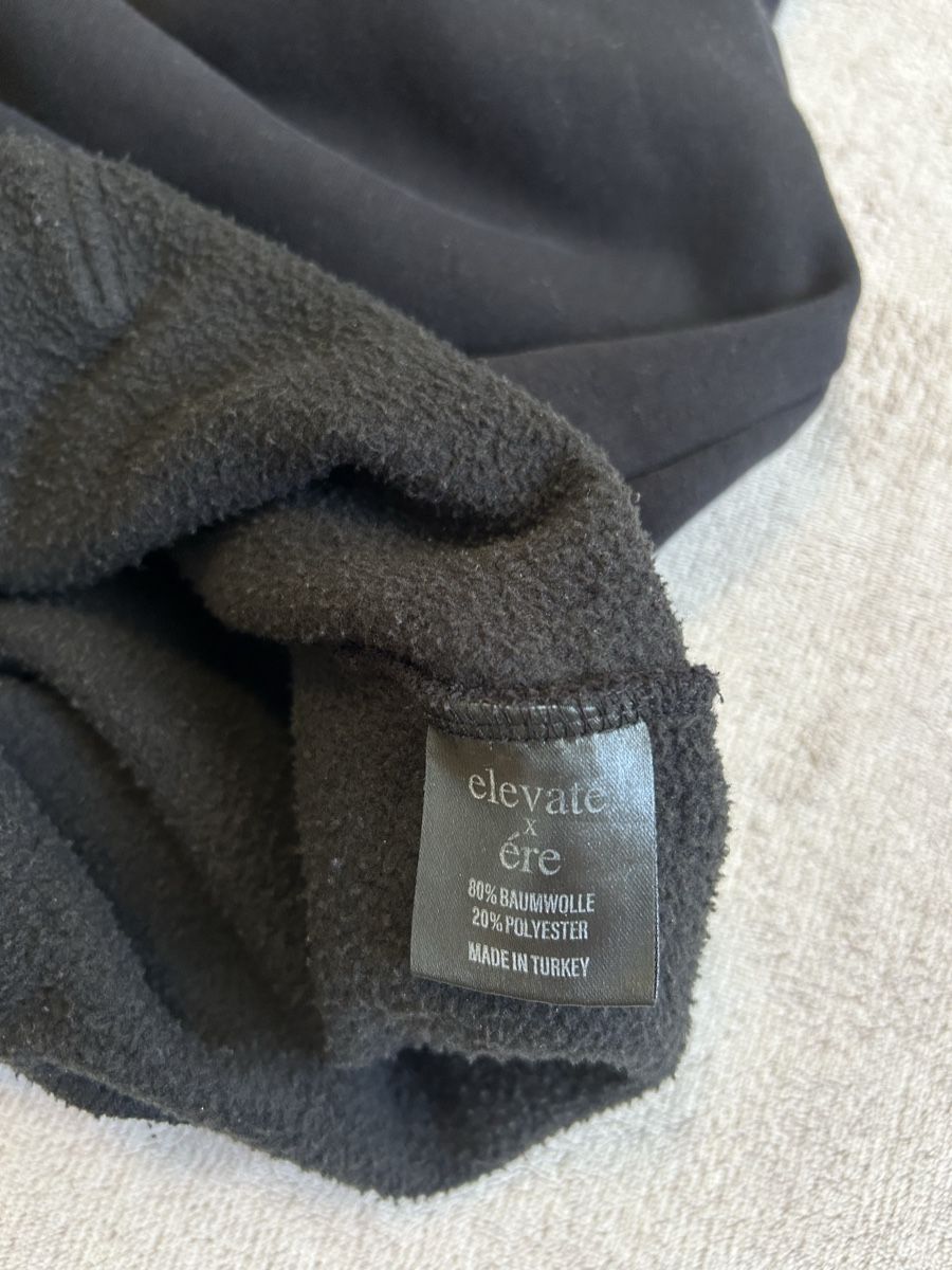 Pullover & Sweatshirts: elevate x ére hoodie – Gebraucht aus Affoltern am Albis von Black_Beard 3