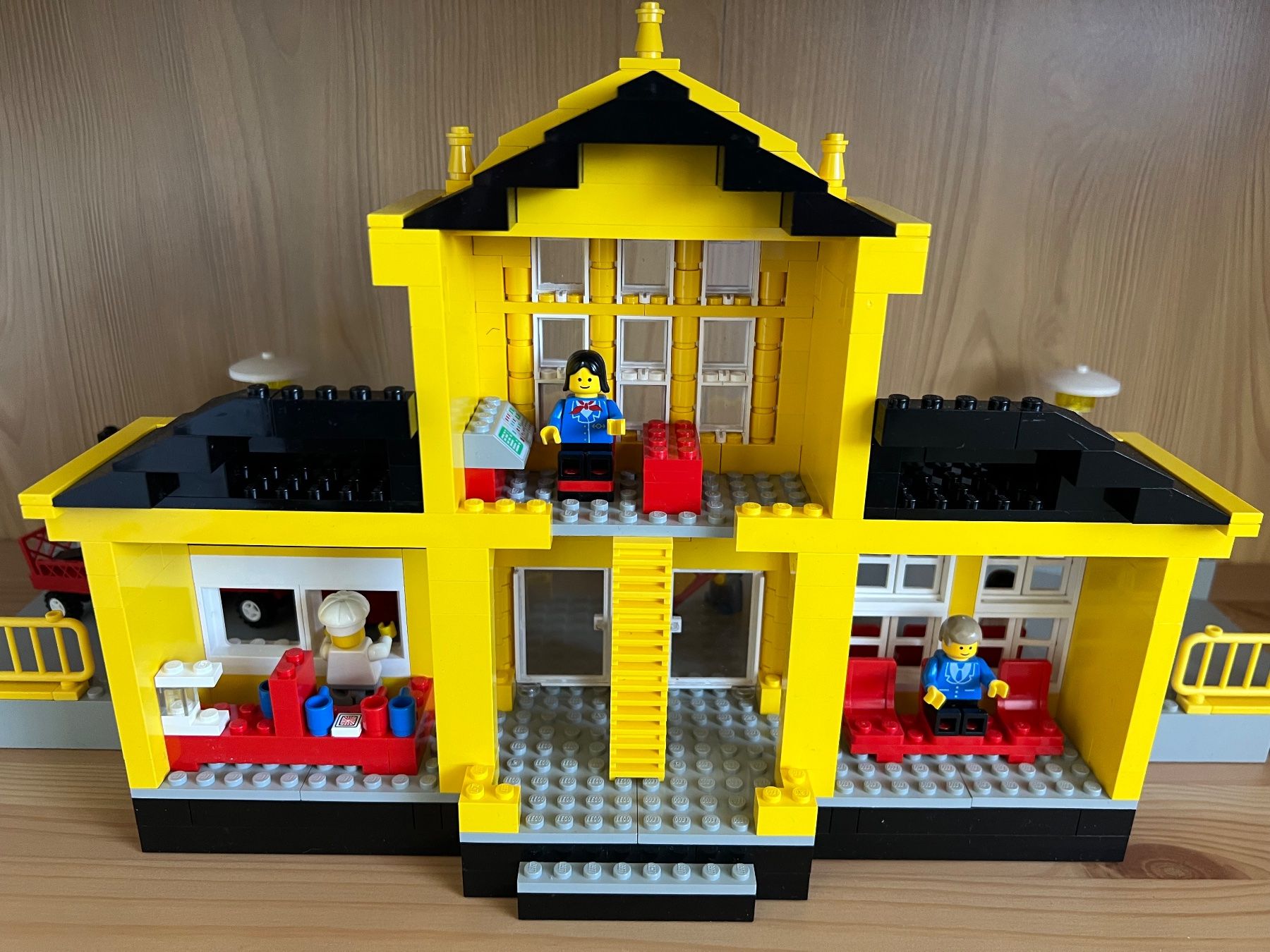 Lego Giocattoli: LEGO System Eisenbahn Bahnhof 4554 – Usato da Uttigen venduto da sonorsonic 4