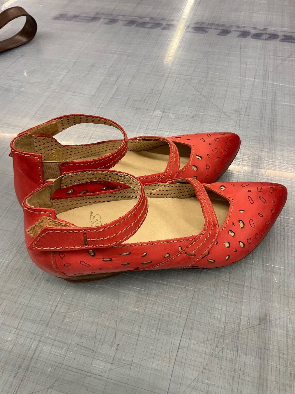 Scarpe da donna: Pumps Rovers Portugal 38 – Usato da biberist venduto da antoniaf01 1