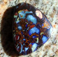 Australian Koroit Opal, wunderschöne Farben & Zeichnungen