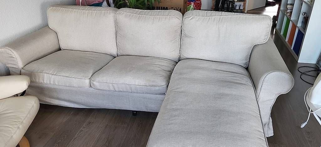 Divani: Ikea EKTORP Sofa – Usato da Russikon venduto da katrinklassen 1