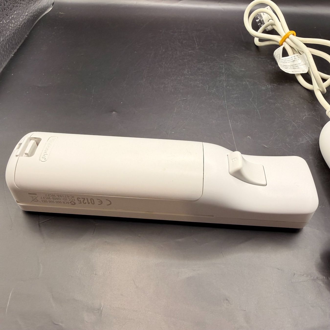 Nintendo Controller: Wii Remote mit Nunchuk Weiss – Usato da Düdingen venduto da Nerdworld 2