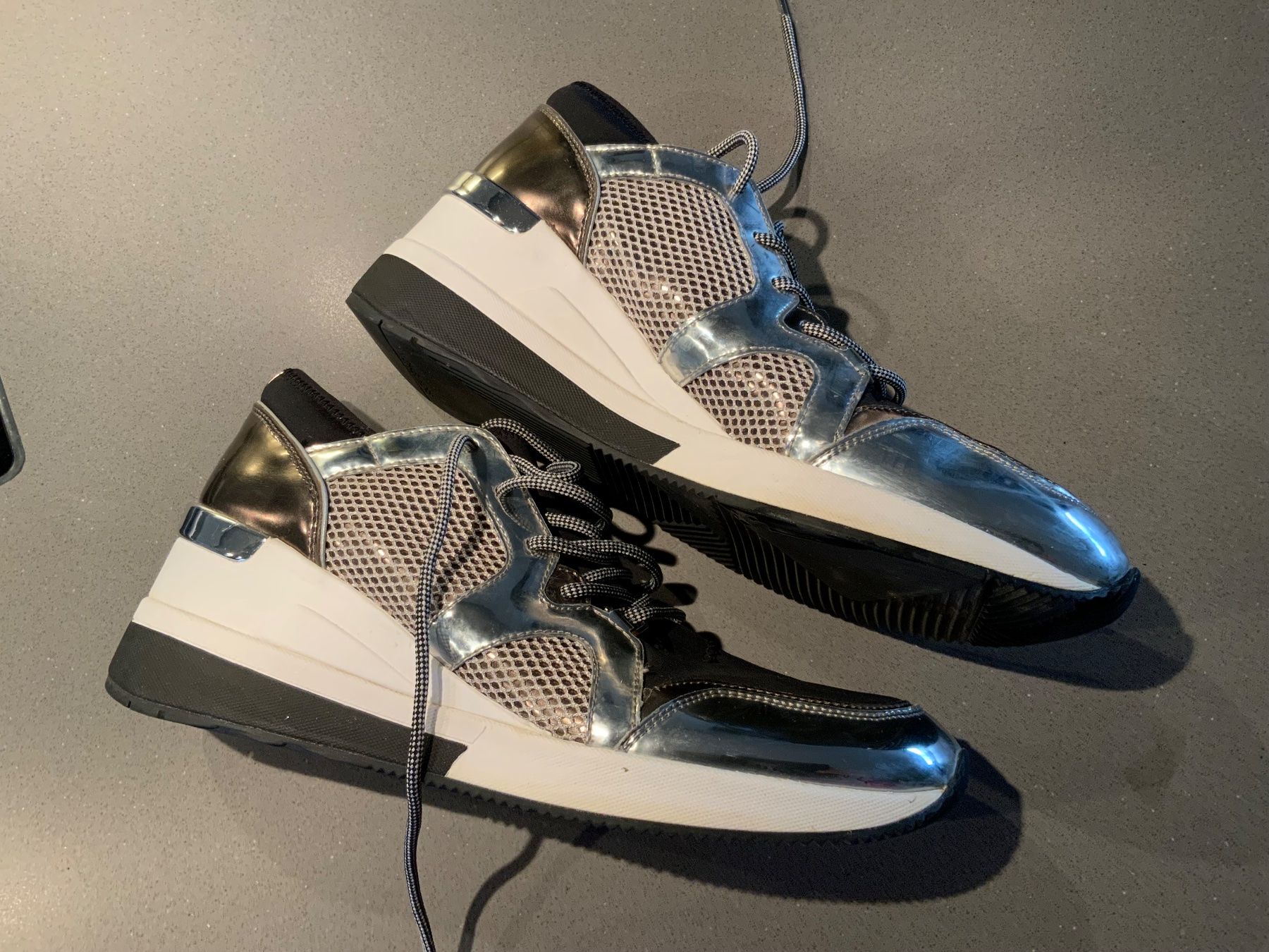 Michael Kors Damenschuhe: Sneakers von Michael Kors in Grösse 40 – Neu (gemäss Beschreibung) aus Kreuzlingen von son_8cwm 4
