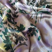 Ital. Designer Viskose glänzend Stoff 1.50x1.50m grün-viola