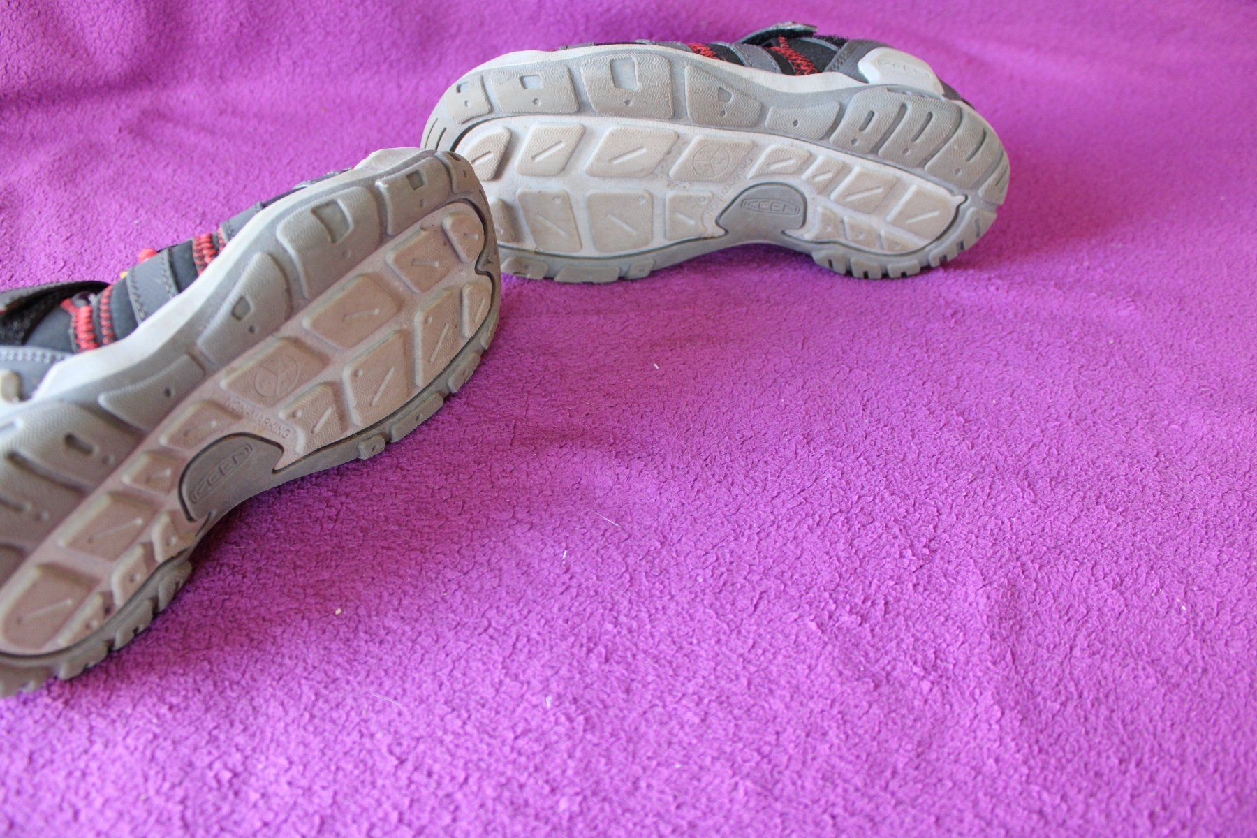Keen Scarpe per ragazzi: Keen Wanderschuhe/-Sandalen Gr. 36 – Usato da Müllheim Dorf venduto da Seeeule01 6