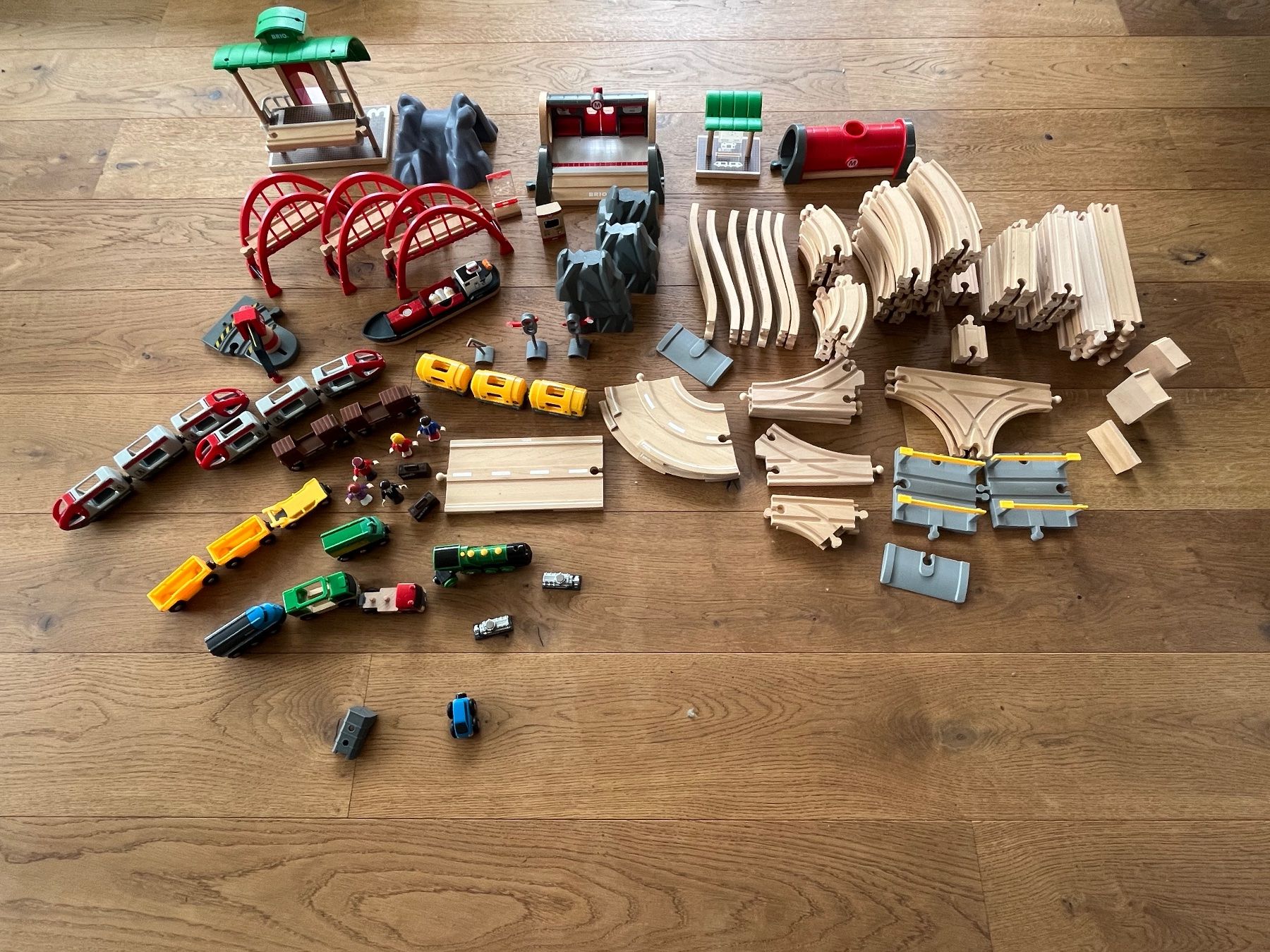 Brio Giocattoli: Grosses Briobahn Set – Usato da Hinterkappelen venduto da bek72