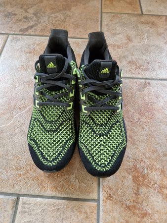 Adidas Ultra Boost Laufschuhe, Grösse 44 2/3, Top Zustand!