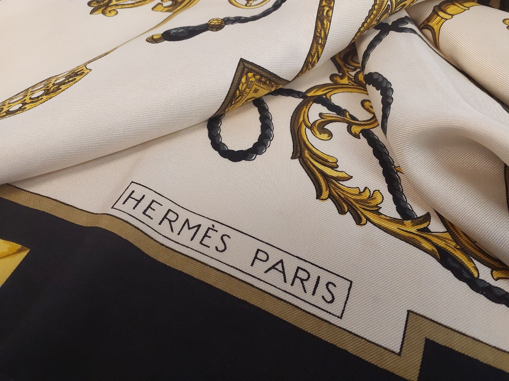 Hermès Foulard & Sciarpe: Hermès Les Clés Vintage Seidenschal – Nuovo (secondo la descrizione) da Luzern venduto da CAZS_Luzern 1