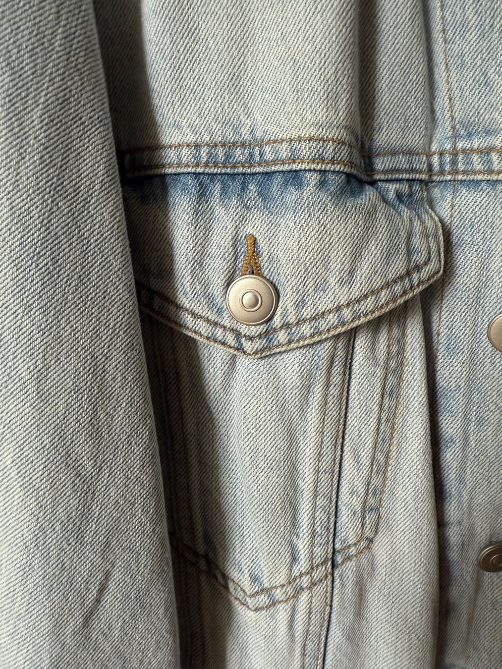 Zara Giacche: Jeansjacke ZARA, Grösse M, hellblau – Usato da Wohlen AG venduto da thr_t5x8 3