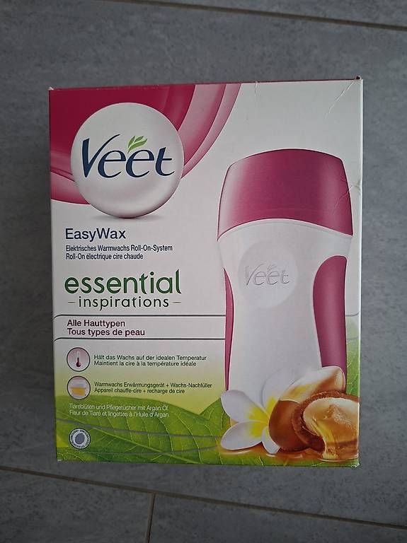Rasierapparate & Rasierklingen: Veet Easy Wax – Gebraucht aus Ruswil von Regu_Dream