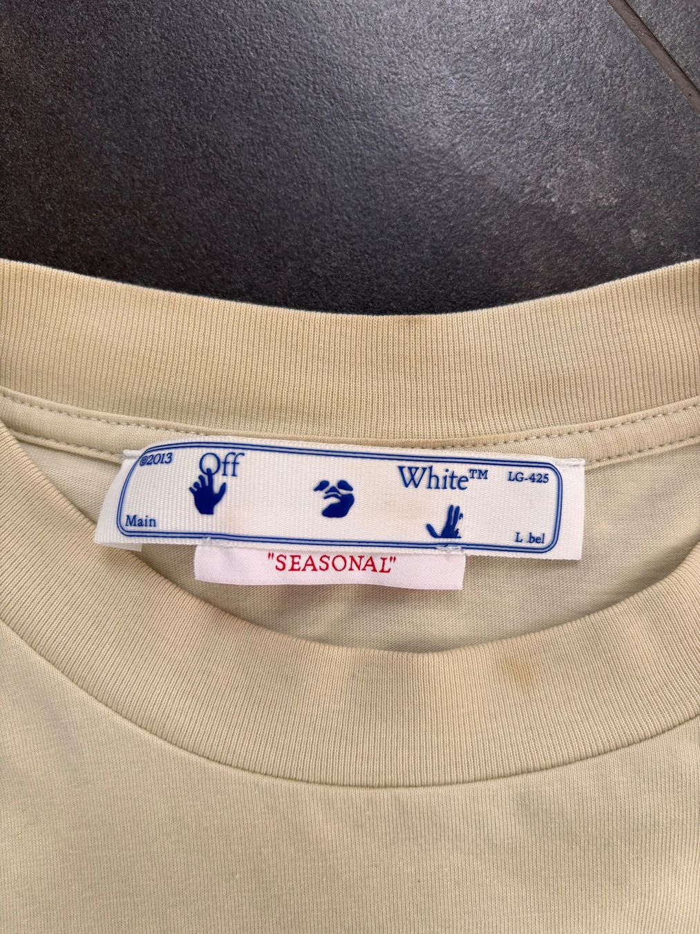 Off-White T-Shirts: T-shirt OFF-WHITE taille S – Neu (gemäss Beschreibung) aus Matran von val_2vm6 2