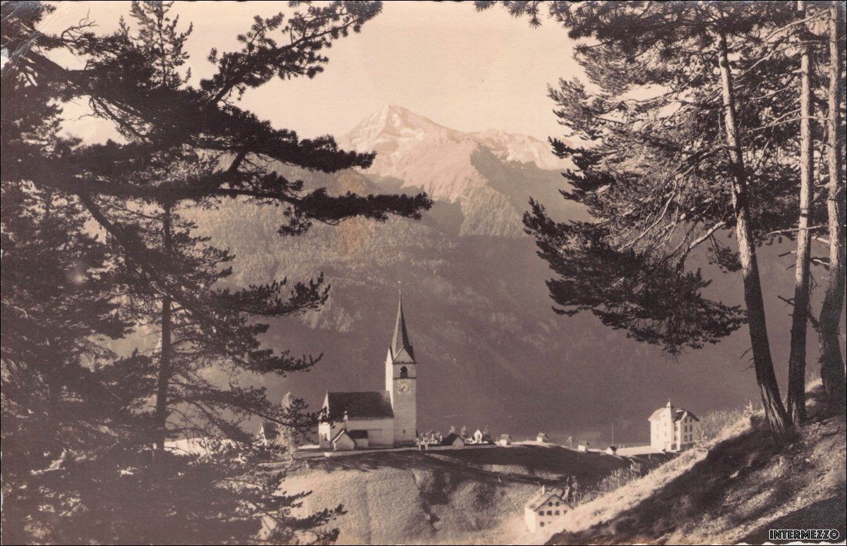 Cartoline postali: Schmitten GR // Dorf 1930 Albula – Usato da Basel venduto da intermezzo12