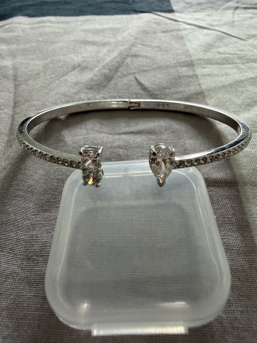 Swarovski Sonstiger Schmuck: Swarovski Mesmera Set with extra bracelet  – Neu (gemäss Beschreibung) aus Dübendorf von haf_5vbj 2