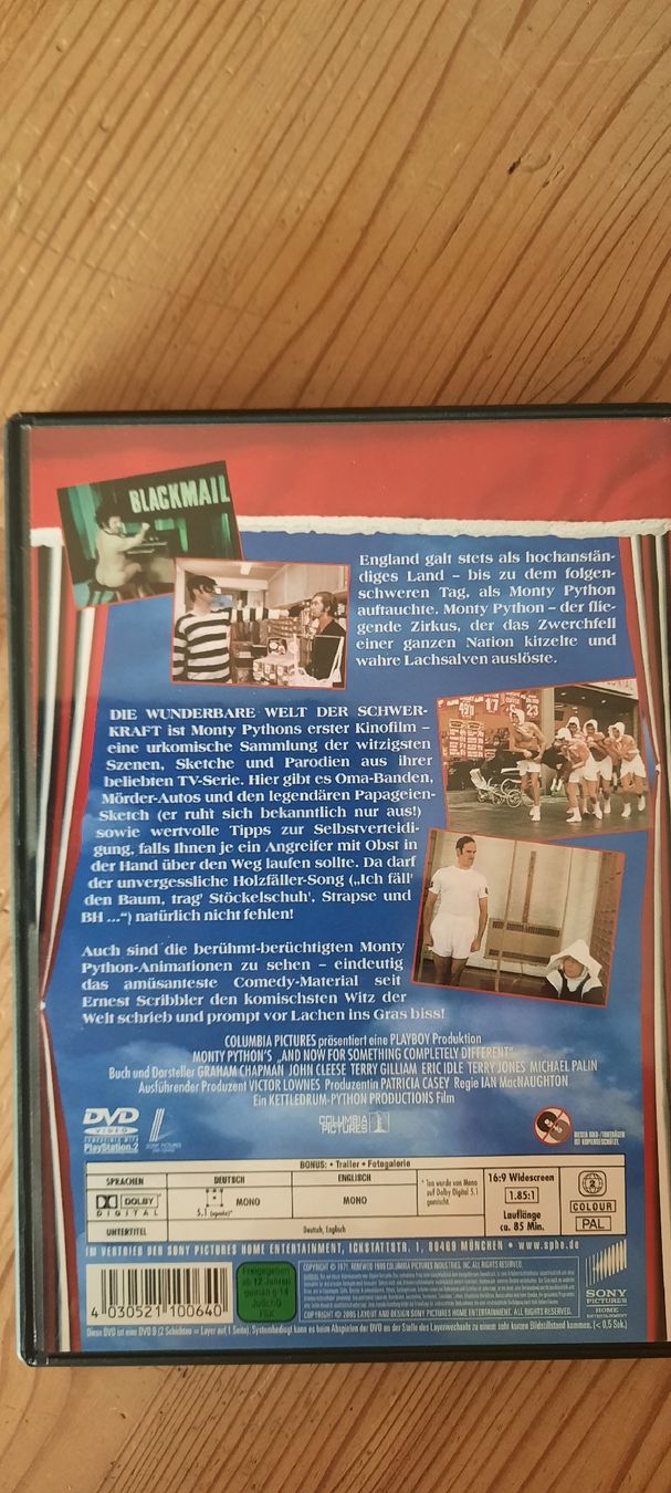 Alle DVDs: Monty Python's Wunderbare Welt der Schwerkraft DVD - Spass f – Gebraucht aus Konolfingen von the_5fqm 1